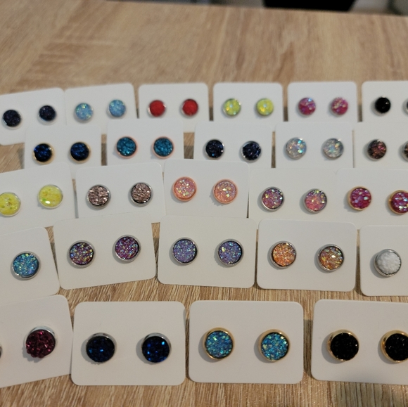 Meet your Posher, Amanda - Picture 4 of 5